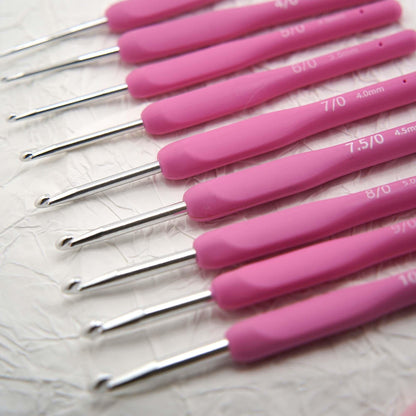 Pink Crochet Tool Kit (9 Hooks)