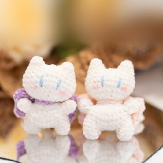 Snow Bean Kitty with Bow Pattern